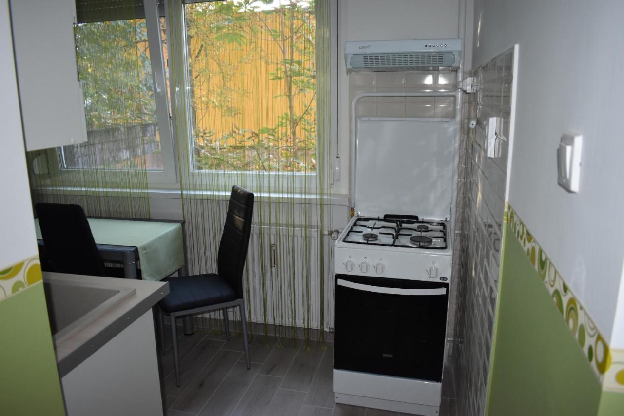 Frezia Apartman Mako Luaran gambar